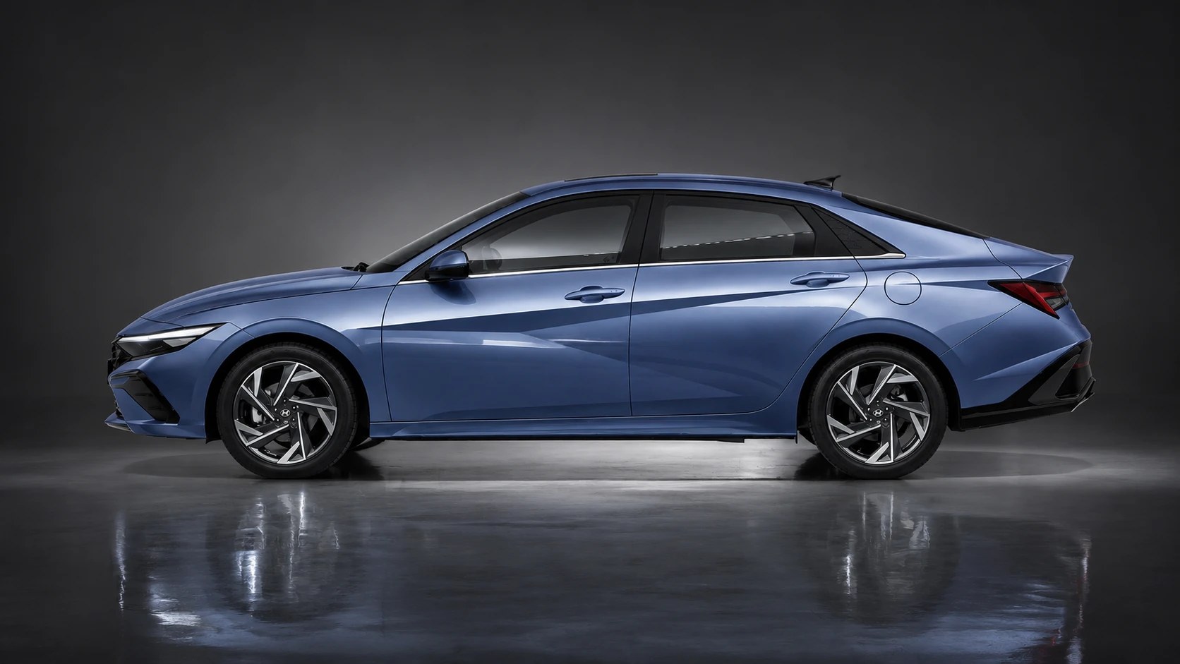 Hyundai Elantra 2024