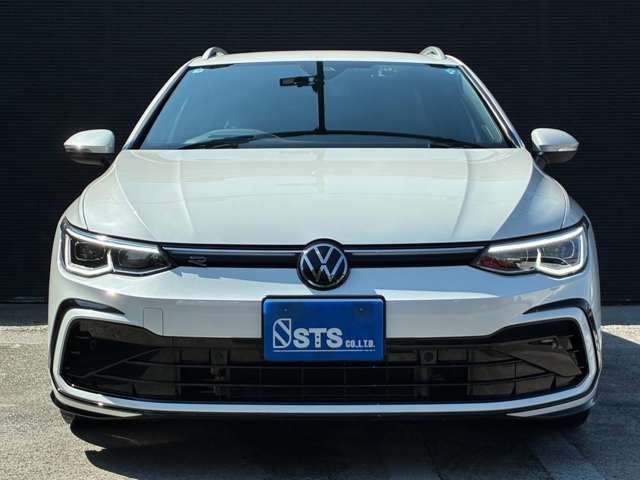VOLKSWAGEN Golf Variant, 2023